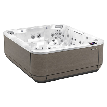 2026 Jacuzzi J509 Hot Tub