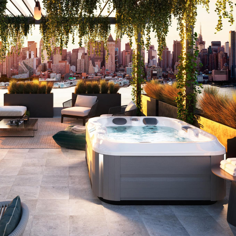 Jacuzzi J-315 Hot Tub