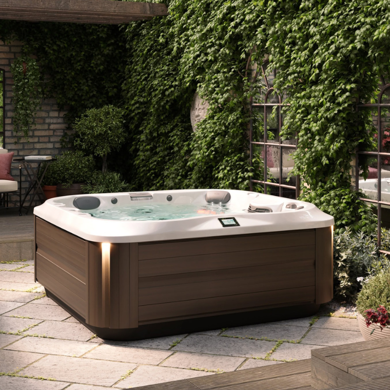 2025 Jacuzzi J-335 Hot Tub