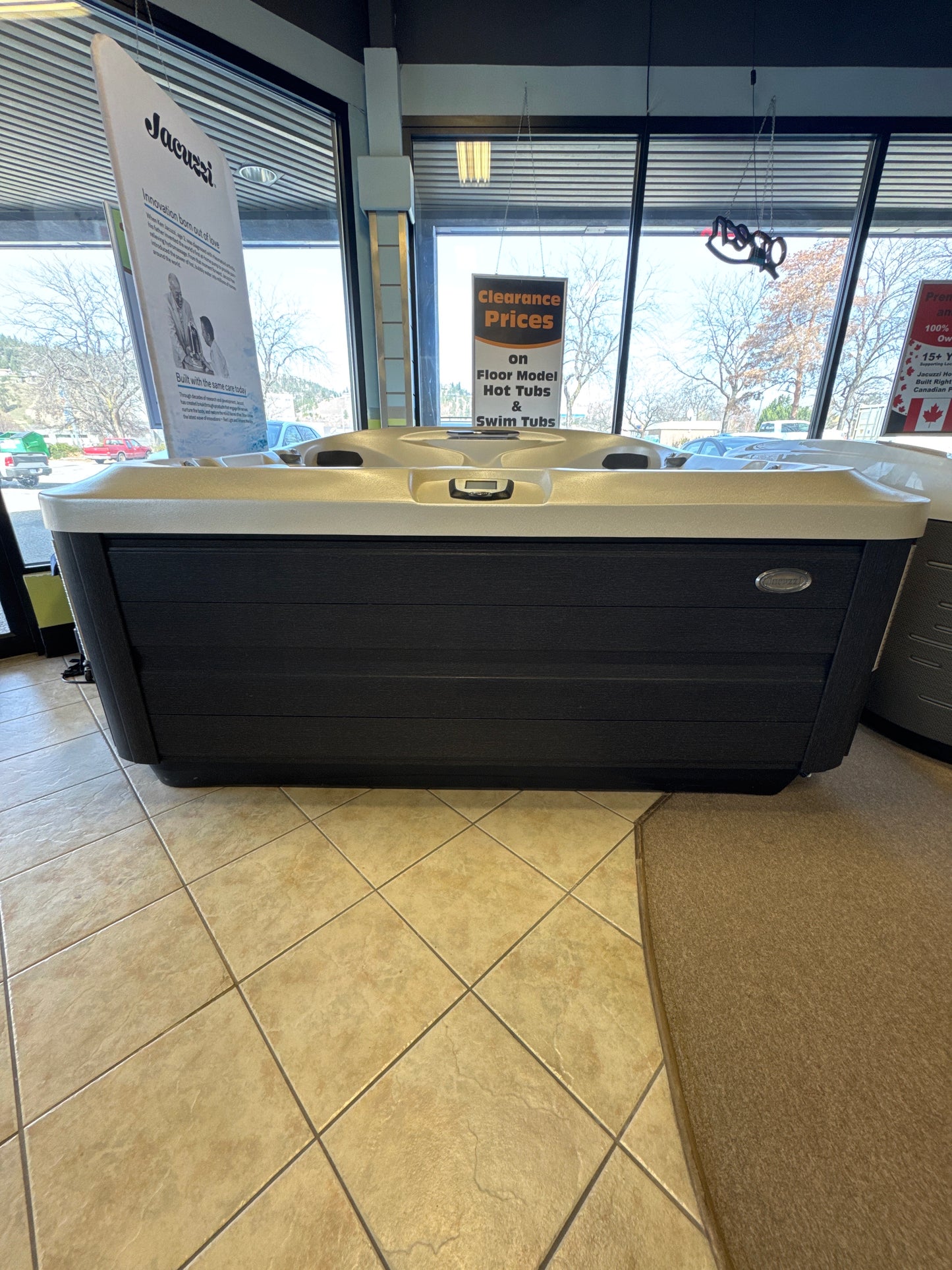 2024 Jacuzzi J-485 Hot Tub Silver Pearl with Smoked Eboney IR Therapy, Corner Lights, UV and Ozone