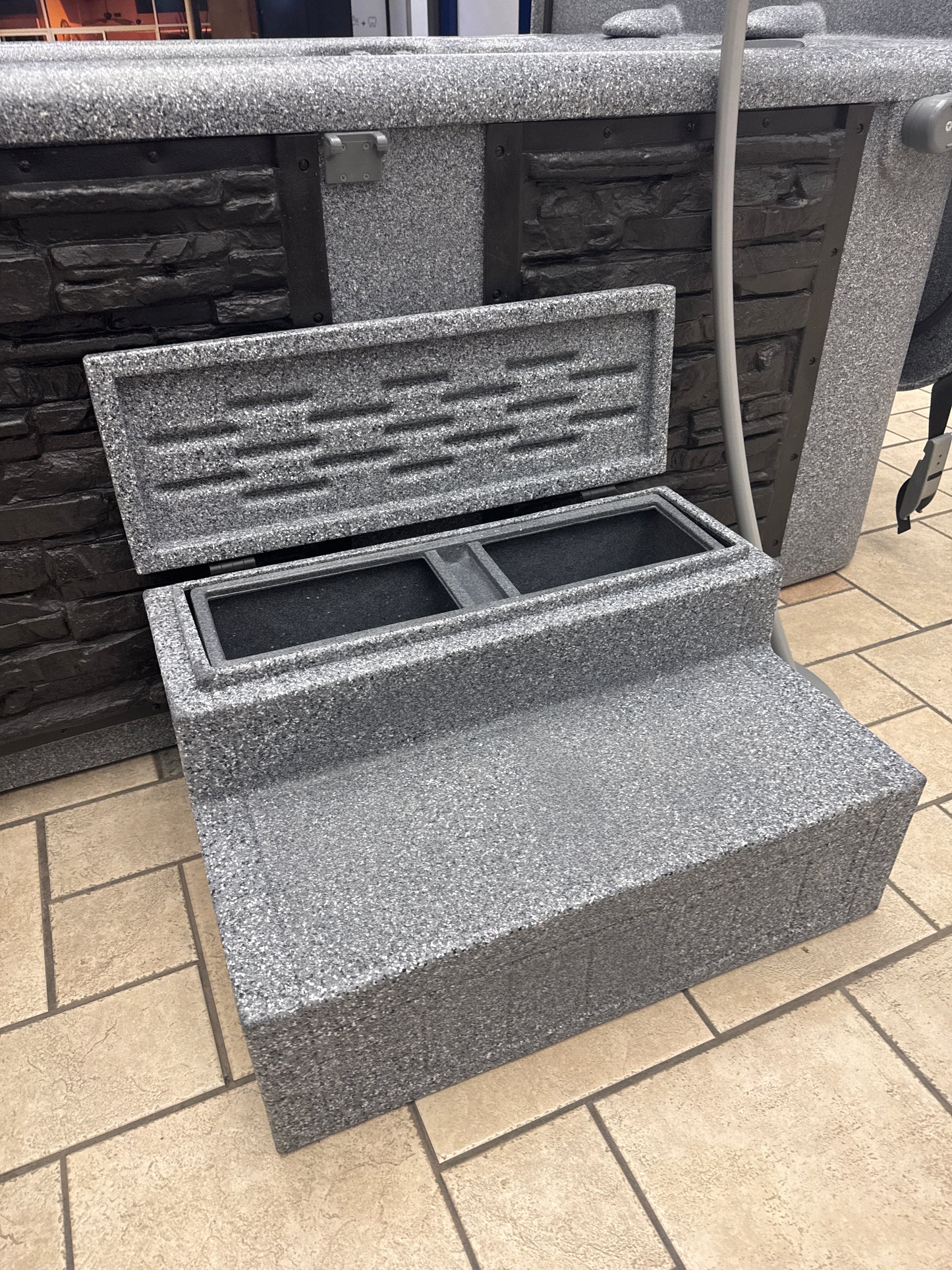 Eco Spas Steps - with Chemical Storage