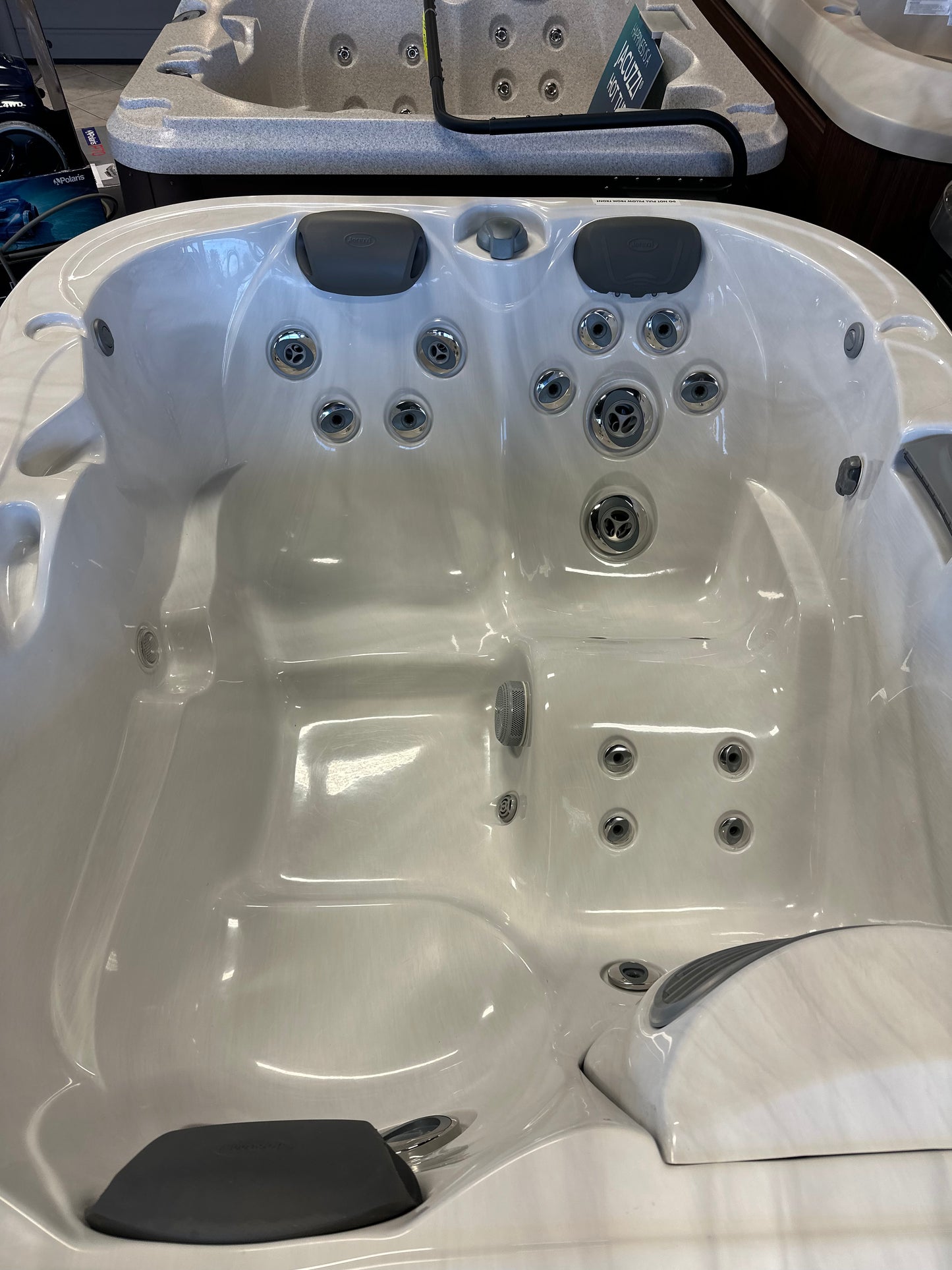 2021 J315 Platinum Ebony 120/240v UV and Ozone