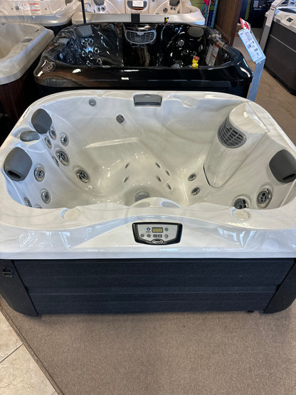 2021 J315 Platinum Ebony 120/240v UV and Ozone